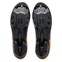 Pearl IZUMi Expedition Road