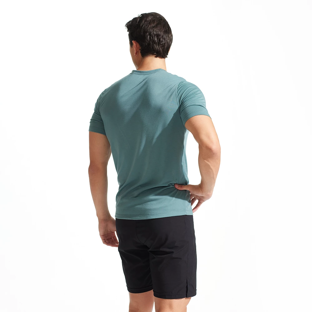 Pearl IZUMi Rove Tech Henley 8 Pearl IZUMi Rove Tech Henley