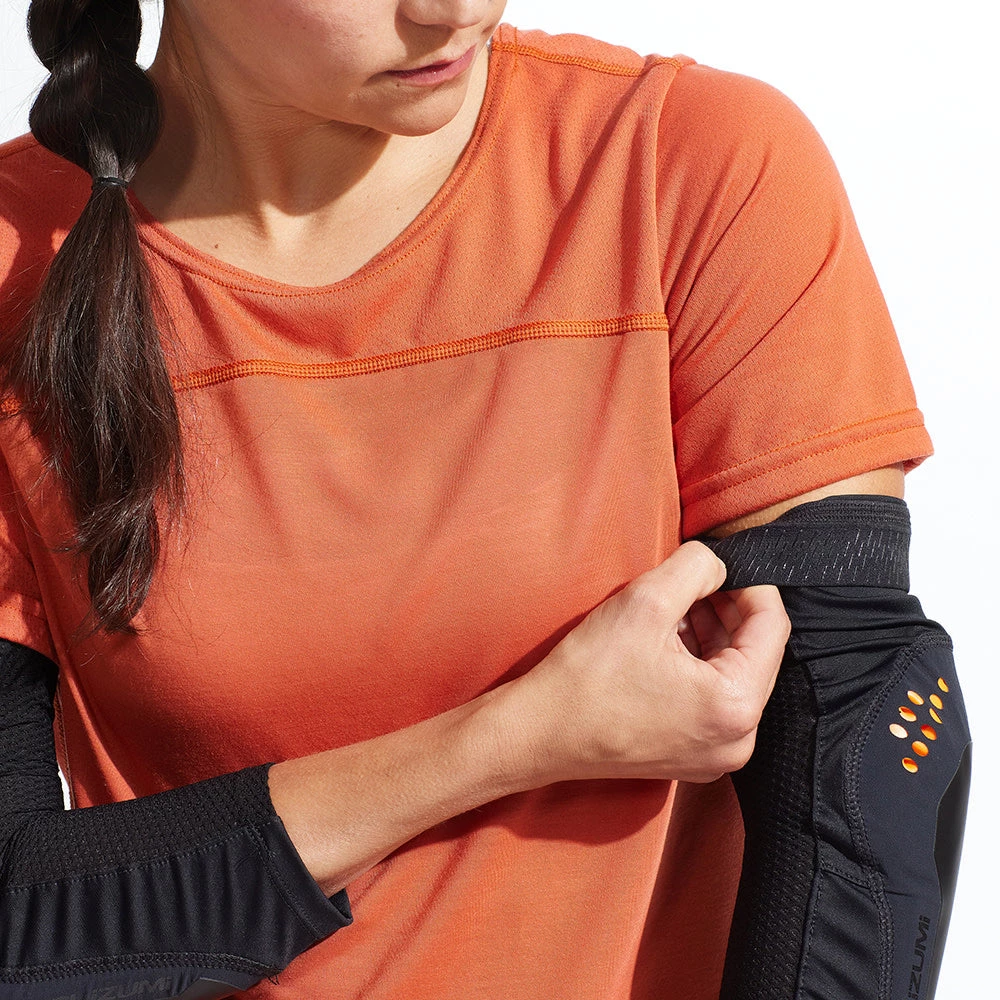 Pearl IZUMi Elevate Elbow Guard Warmers & Protection 4 Pearl IZUMi Elevate Elbow Guard Warmers & Protection