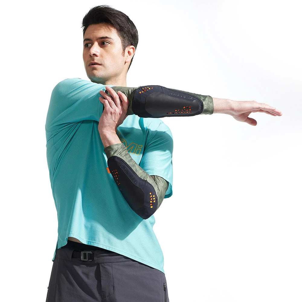 Pearl IZUMi Elevate Elbow Guard Warmers & Protection 36 Pearl IZUMi Elevate Elbow Guard Warmers & Protection