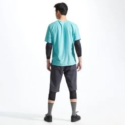 Pearl IZUMi Elevate Elbow Guard Warmers & Protection 48 Pearl IZUMi Elevate Elbow Guard Warmers & Protection