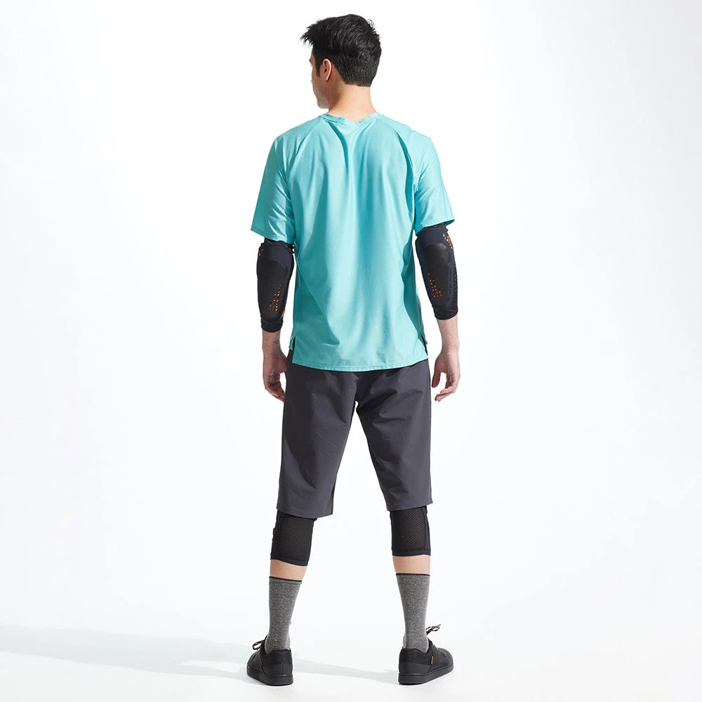 Pearl IZUMi Elevate Elbow Guard Warmers & Protection 10 Pearl IZUMi Elevate Elbow Guard Warmers & Protection